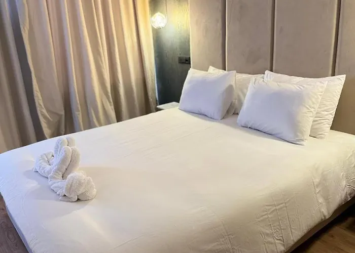 Appartement Luxueux 30 Neuf Avec Terrasse